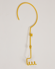 Lampe à pétrole jaune