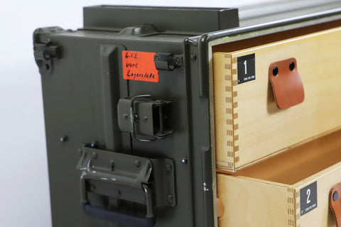 Caisse à tiroir militaire suisse