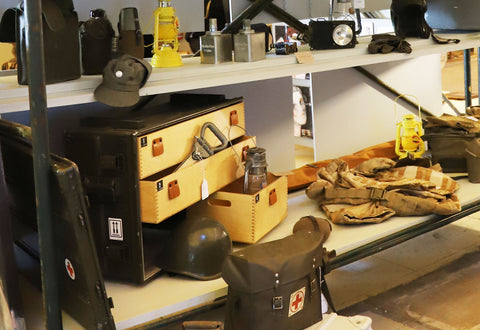 Caisse à tiroir militaire suisse